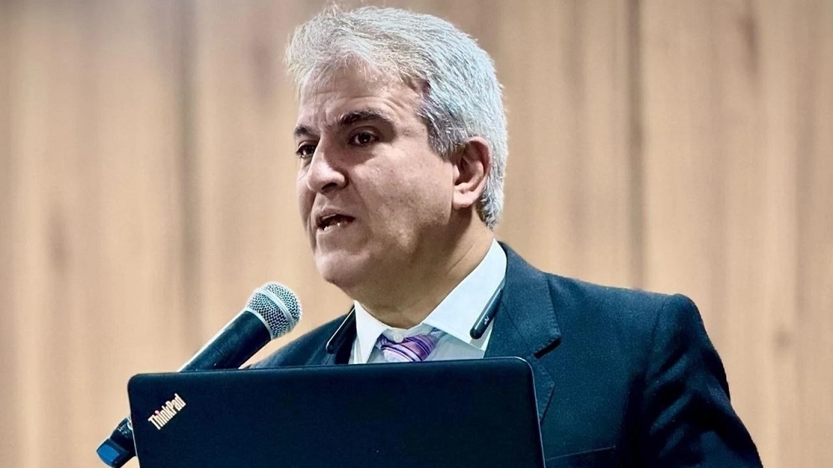 اتصال اقتصاد ایران به جهان فاصله فناورانه را آشکار می‌کند / مطالبه‌گری بدون تلاش، راه به جایی نمی‌برد